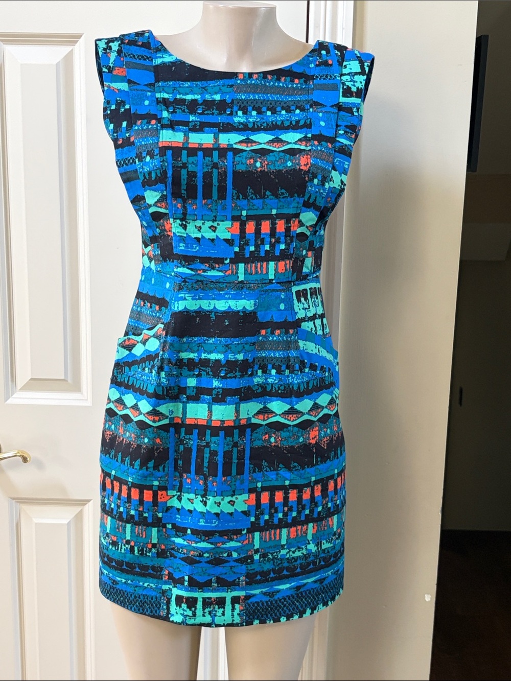 Plenty by Tracy Reese Blue and Teal Geometric Cap-Sleeve Sheath Dress